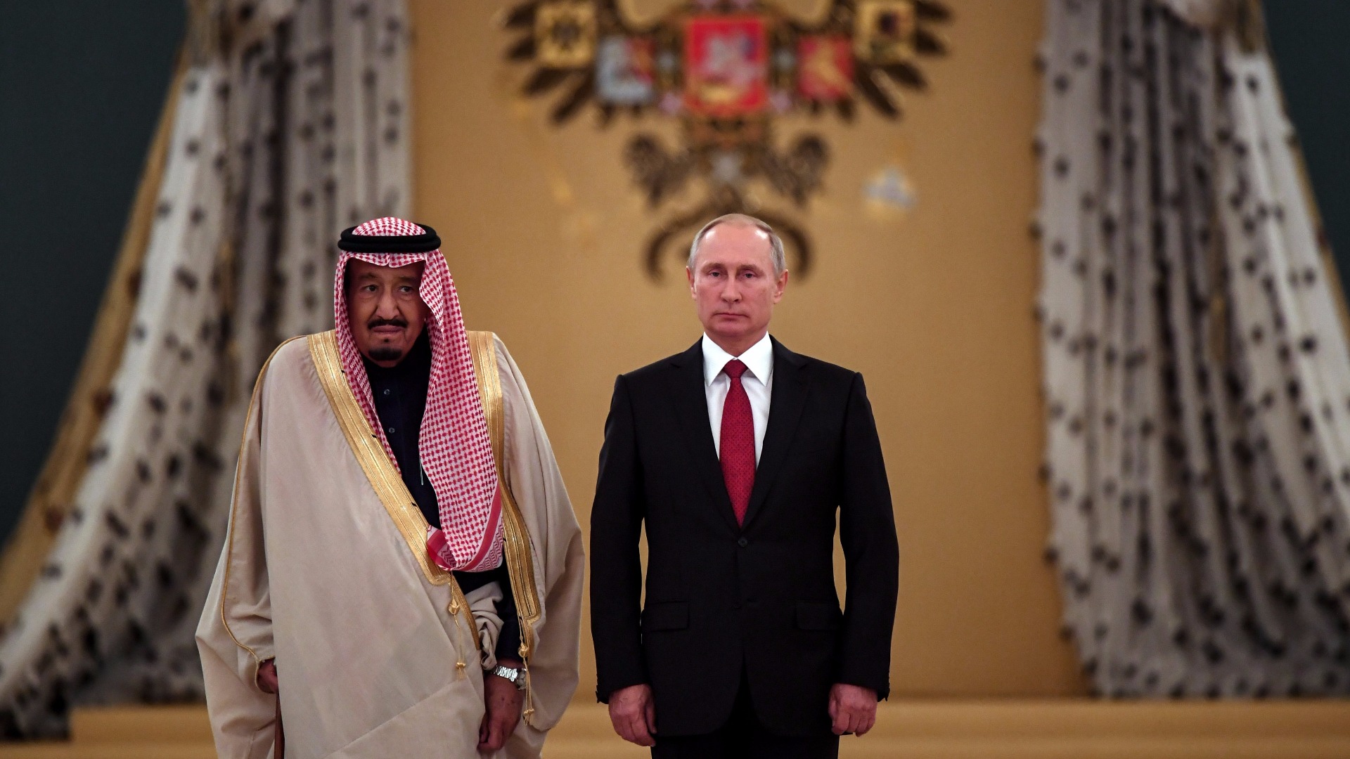 Снимка ЕПА БГНЕСКралят на Саудитска Арабия Салман и руският президент Владимир