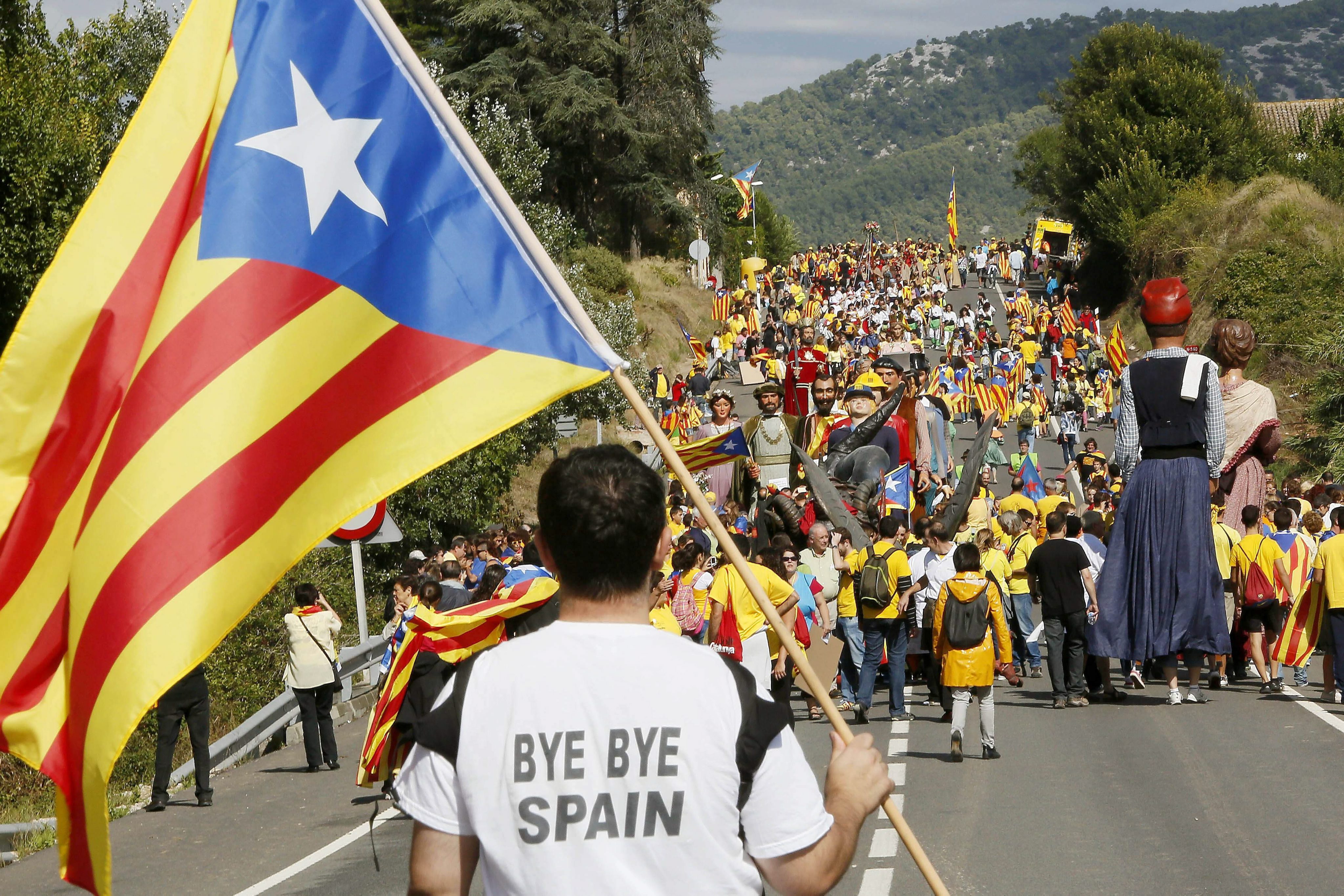 Конституционният съд на Испания отмени декларацията за независимост на Каталуния,