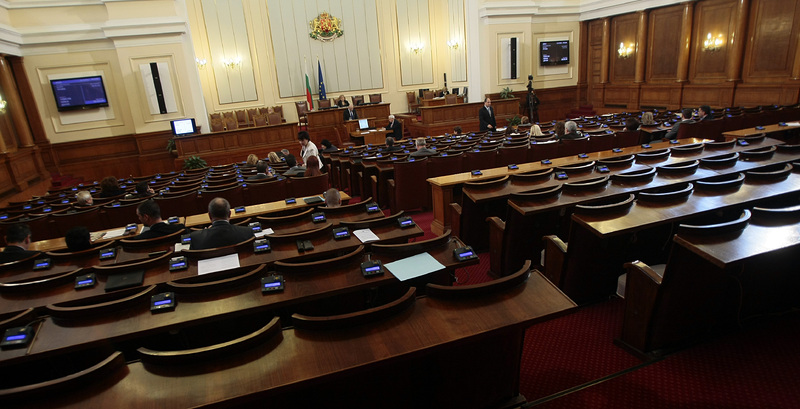 Парламентът прие на второ четене промени в Закона за експортния