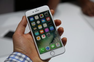 Френската прокуратура започна разследване срещу американската високотехнологична компания Епъл обвинявайки