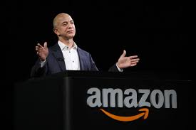Джеф БезосРъководителят на интернет компанията Amazon Джеф Безос стана най богатият