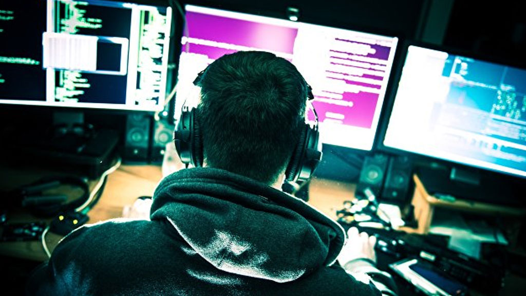Хакерите които са атакували сървърите на германското правителство са откраднали