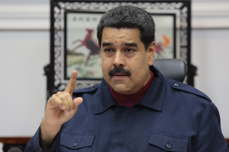 Николас МадуроОтворили са избирателните секции за неофициалния референдум, който опозицията