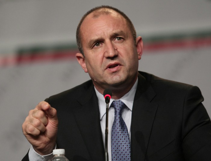 България е получила уверението, че българската общност в Украйна няма