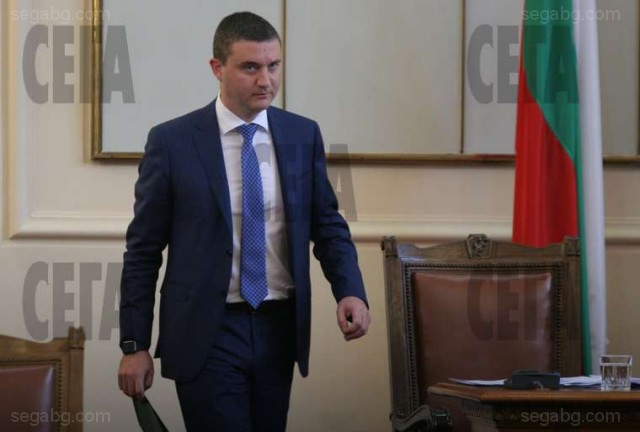 Финансовият министър Владислав Горанов е поискал обяснение за драстичните разминавания