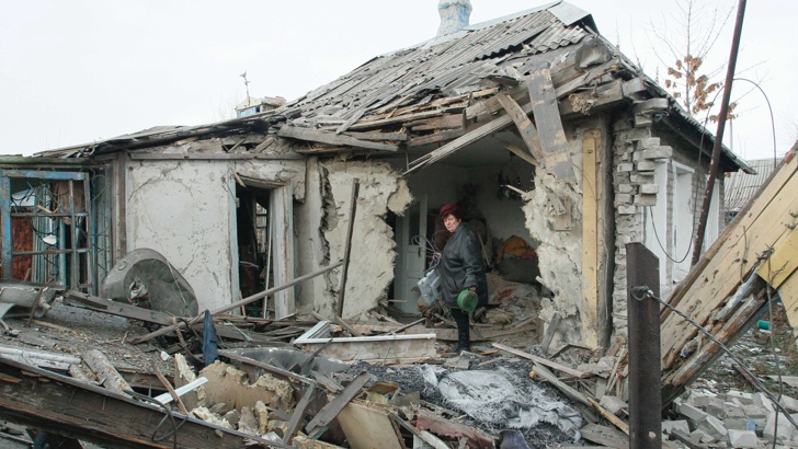 Снимка БГНЕС Разрушена къща след украински обстрел в село край