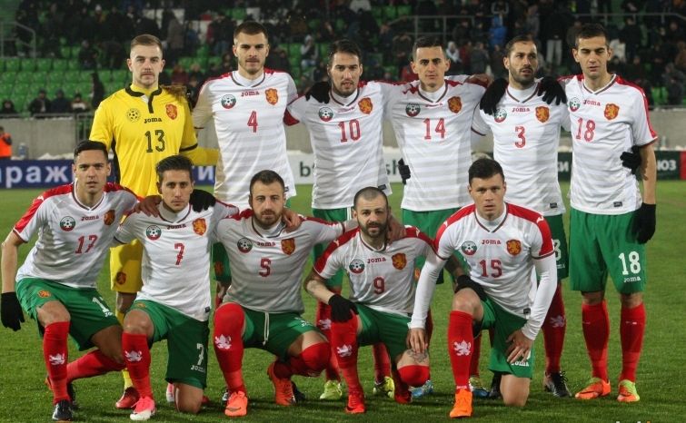 Българският национален отбор по футбол загуби първия си мач за