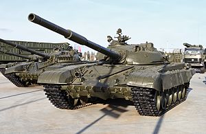 Полша връща на въоръжение съветските танкове Т-72, съобщава РИА Новости.