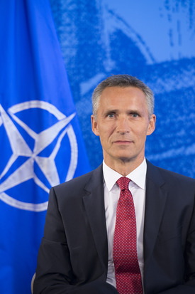 В момента НАТО прави преглед на командната си структура темата
