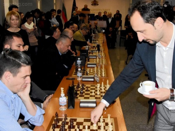 Бившият световен шампион по шахмат Веселин Топалов е обявен за