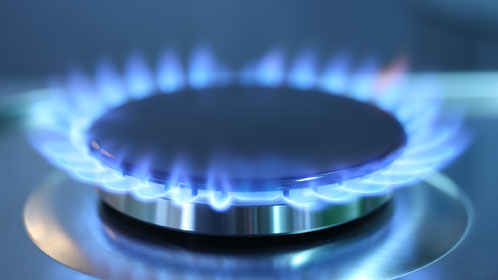 Очаква се цената на природния газ да бъде намалена в