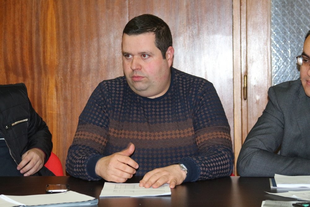 Цветан ЦоловГЕРБ в Ботевград се разцепи, а местното партийно ръководство