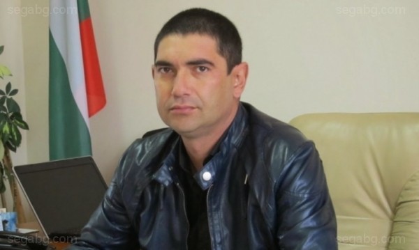 Бившият шеф на общинския съвет в Септември Лазар Влайков призна