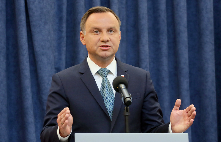 Президентът на Полша Анджей Дуда подписа във вторник закон с