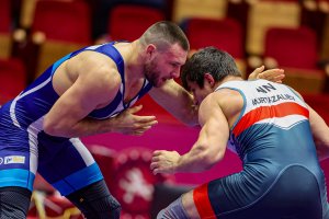 Българските борци още чакат първи медал от световното
