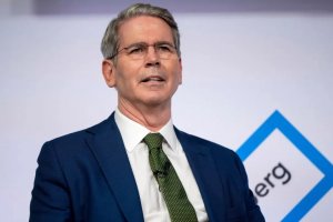 САЩ пак отмениха част от санкциите върху руския петрол