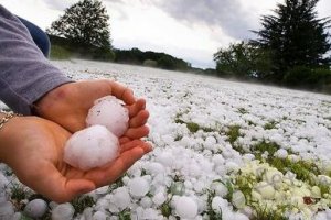 Градушка нанесе големи щети в Крумовград