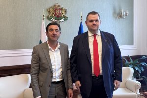 Цяла общинска структура на ДПС напусна партията