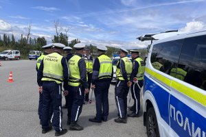 Двама души загинаха при катастрофа между кола и цистерна