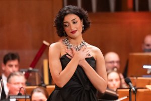 Лауреатка от 