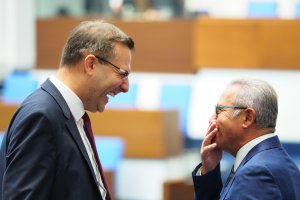 Кабинетът и 