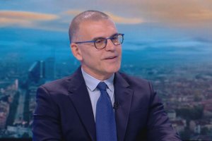 Фискалният съвет: По-малък ДДС на горивата не решава проблема с цените им