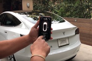 САЩ прекратиха разследване срещу Tesla за дефект в 2.6 млн. коли