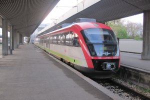 Поръчката за поддръжка на мотрисите на “Сименс” затъна в дела