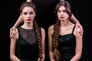 Дарина Радева е още в масовката на Народния, а не в главна роля