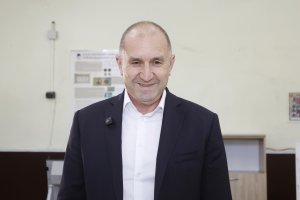 Радев поема към възстановка на модела "ГЕРБ"