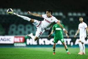 ЦСКА е с единия крак в Топ 4