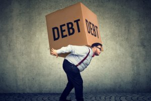 Държавата тегли все по-скъпи заеми