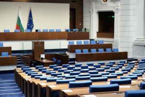 Жените в 52-ото Народно събрание са под средното за Евросъюза