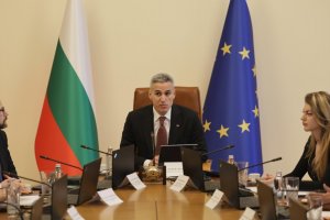 Гюров прави кризисен щаб за обуздаване на цените