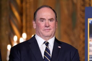 Министърът на ВМС на САЩ внезапно напусна