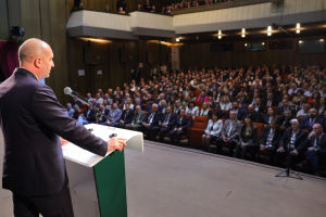 Радев официално стана председател на партия