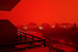 Наводнения и гръмотевични бури удариха Гърция