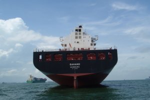 Тръмп: САЩ задържаха огромен товарен кораб под ирански флаг