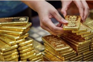 Служител на ЦРУ е арестуван с 303 кюлчета злато за $40 млн.