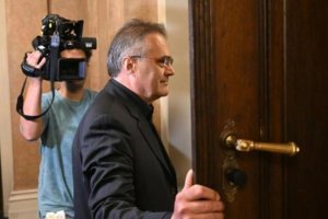 Австрия прати в затвора шпионина, следил Христо Грозев