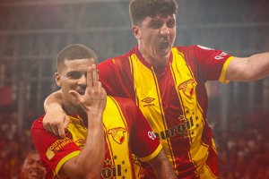 Станимир Стоилов драматично остана в битката за Европа
