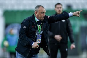 "Берое" загази много пред БФС и ФИФА