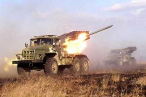 Руснаците удариха детска площадка в Херсон и раниха деца