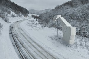 Мисирков/Богданов вдигат "Пътуващ паметник" на бягащия към свободата човек