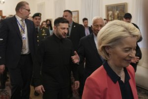 Евроначалници казали на Зеленски "да си затваря устата"