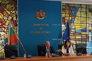 И новият спортен министър планира чистка в държавн
