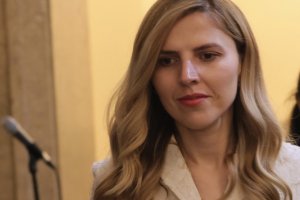 Външният министър призна нуждата от военна помощ за Украйна