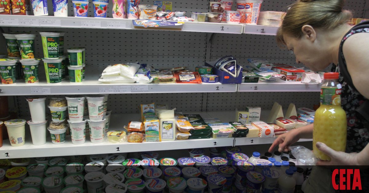 Близо 67% от основните хранителни стоки в големите търговски вериги