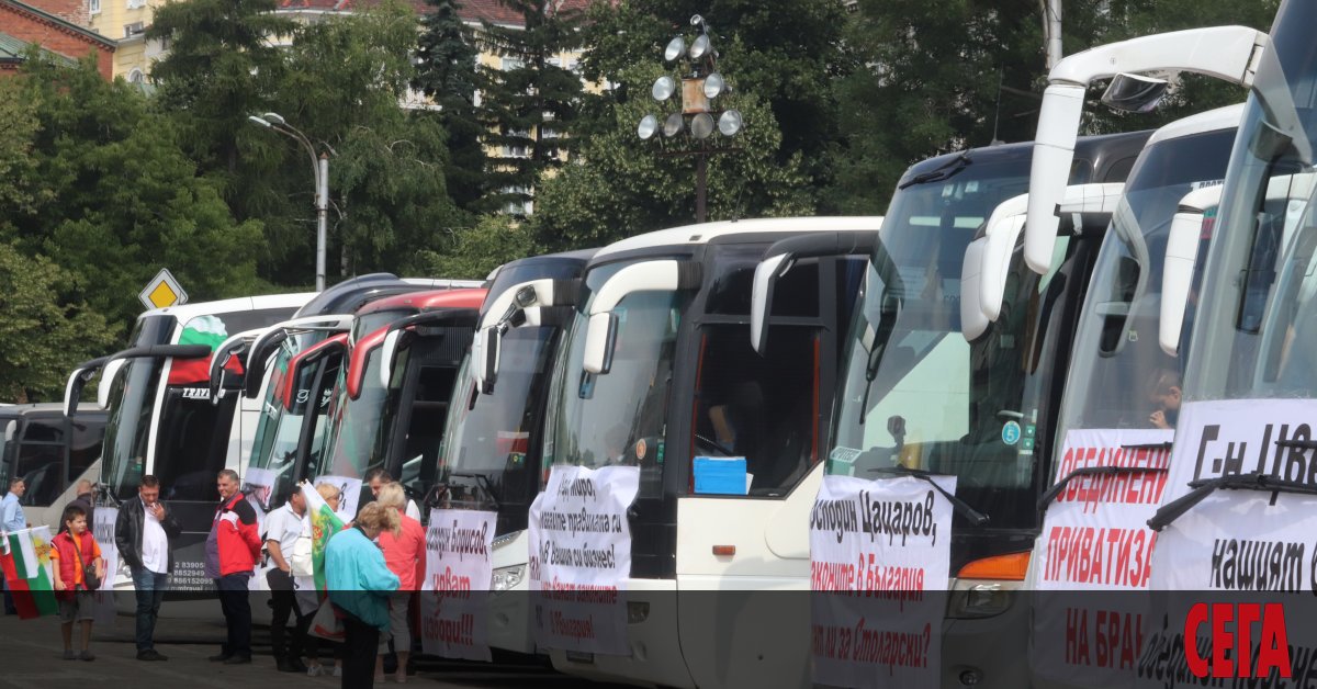 Лично премиерът Бойко Борисов приема днес недоволните превозвачи, които обявиха,