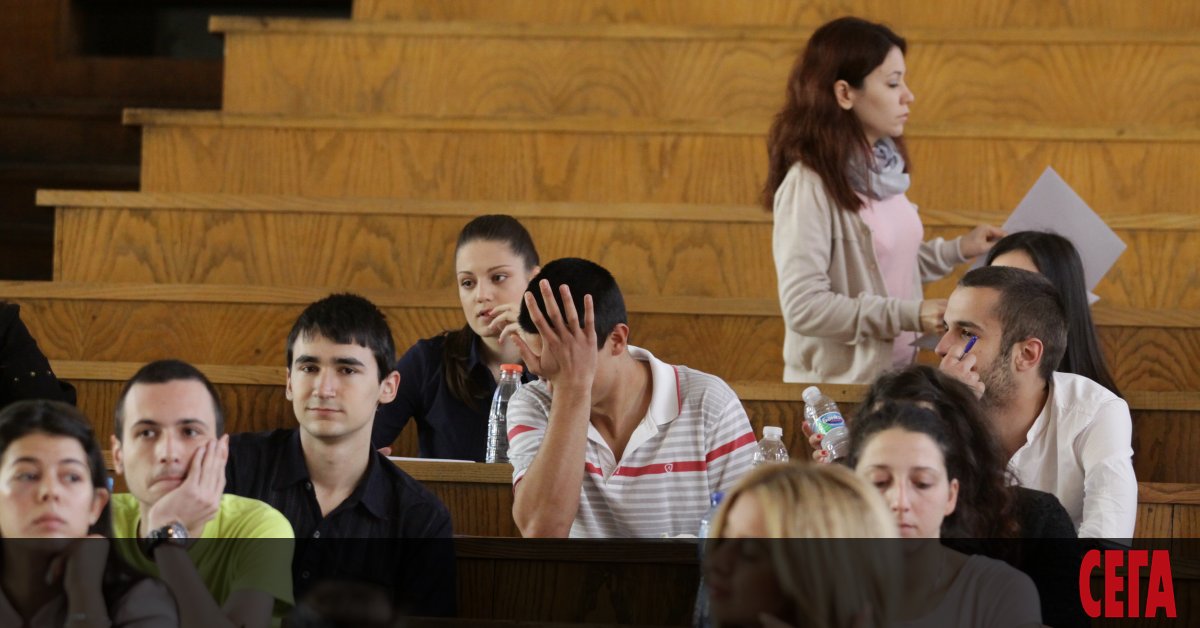Universitetite Masovo Vdigat Taksite Za Obuchenie Sega